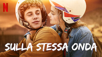 Sulla stessa onda (2021)